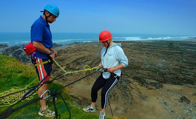  Rappel en acantilados costeros 